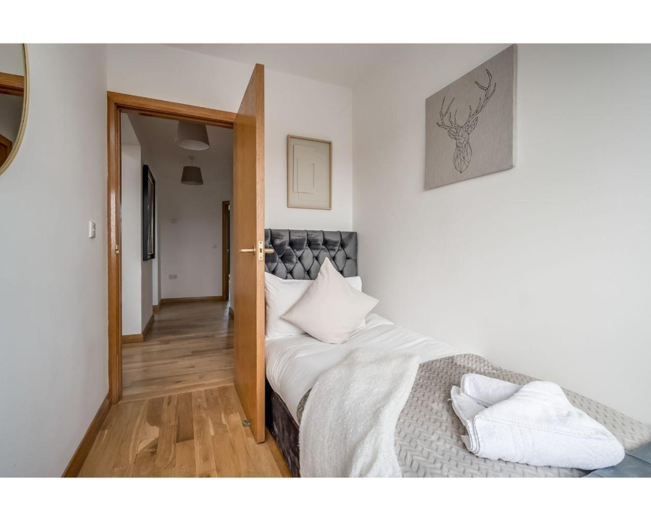 Central Belfast Apartments Pottinger'S Quay Esterno foto