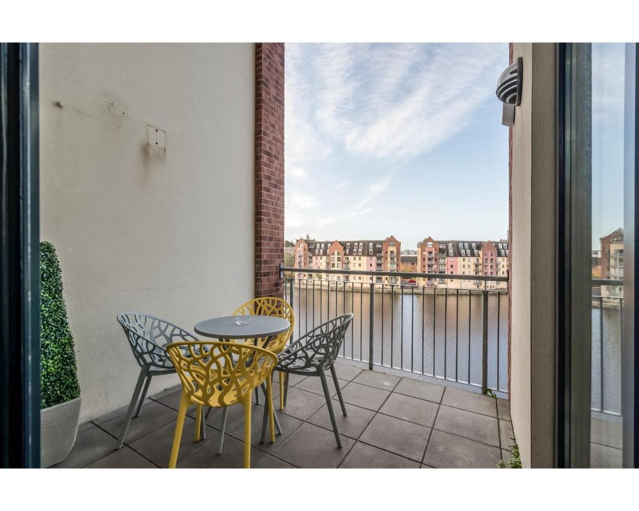 Central Belfast Apartments Pottinger'S Quay Esterno foto