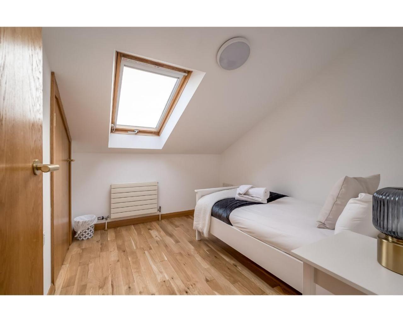 Central Belfast Apartments Pottinger'S Quay Esterno foto